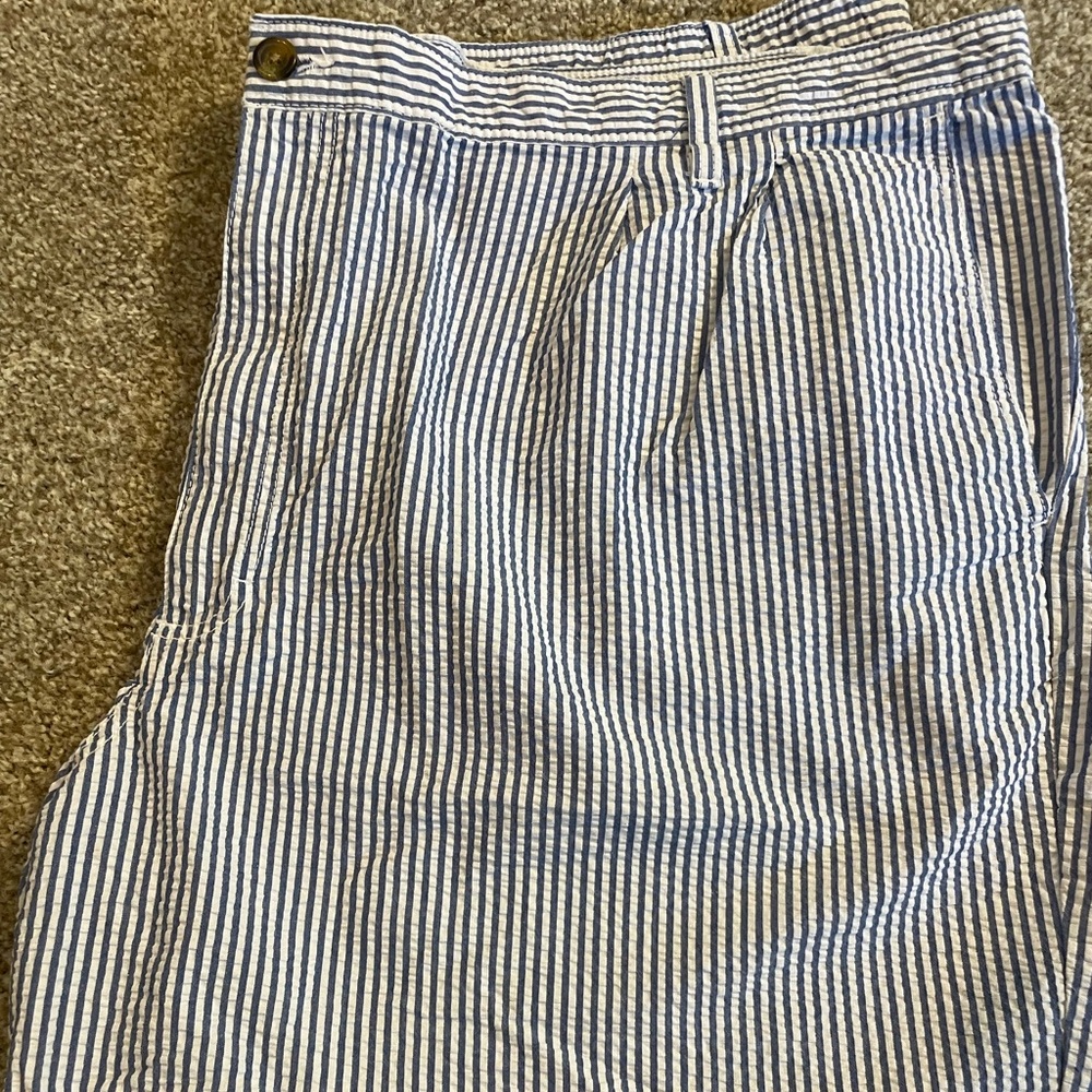 Men’s Blue and White Searsucker Shorts 50/9 Saddlebred.